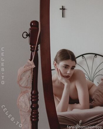 Full leaked Alotropp private onlyfans photo