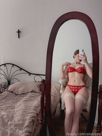Full leaked Alotropp private onlyfans photo
