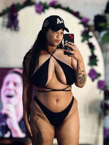 Full leaked Alua model private onlyfans photo