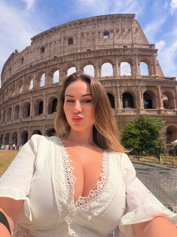 Full leaked Alussasc private onlyfans photo