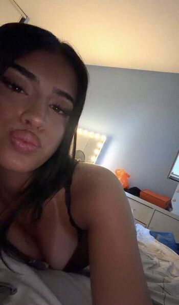 Full leaked Alyc ia private onlyfans photo