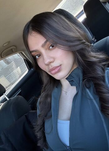 Full leaked Alysiairi private onlyfans photo