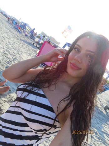 Full leaked Alysiairi private onlyfans photo