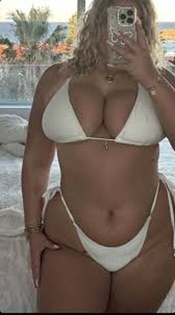 Full leaked Alyssa fihey private onlyfans photo