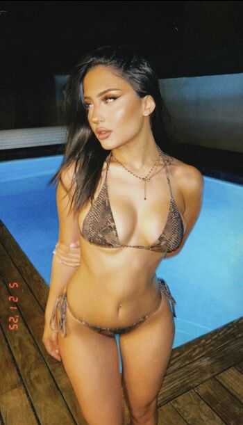 Full leaked Alyssazayen private onlyfans photo