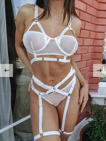Full leaked Amaliaa t page private onlyfans photo