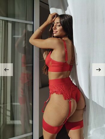 Full leaked Amaliaa t page private onlyfans photo