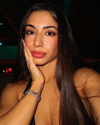 Full leaked Amaliaa t page private onlyfans photo