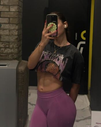 Full leaked Amaliaa t page private onlyfans photo