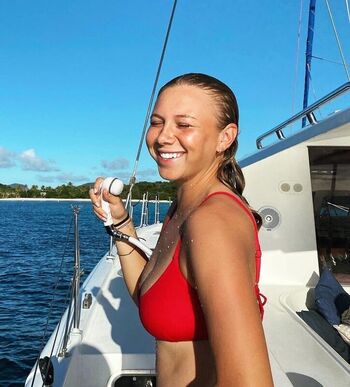 Amanda Anisimova