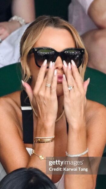Full leaked Amanda holden page private onlyfans photo