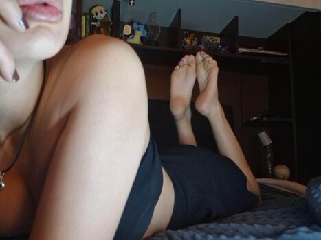 Amateur Foot Fetish Content