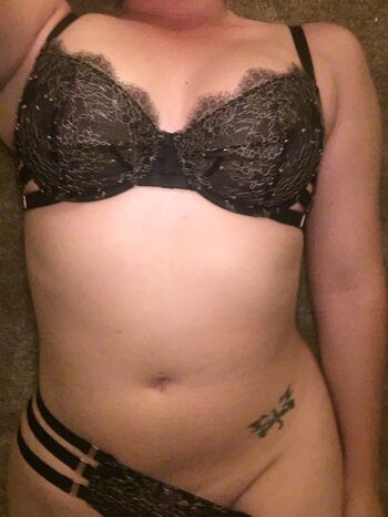 Full leaked Amateur girls page private onlyfans photo