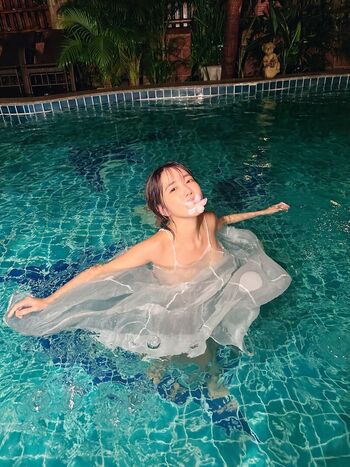 Amau Kisumi 天羽希純