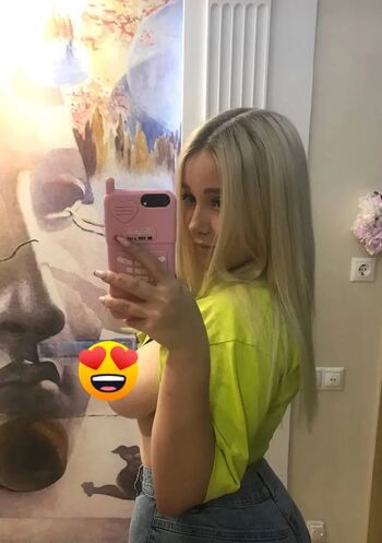 Full leaked Amazondoll private onlyfans photo