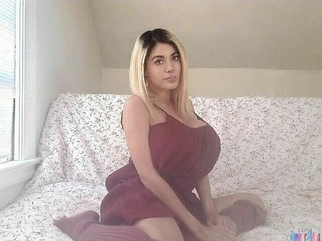 Full leaked Amberalenaxxx private onlyfans photo