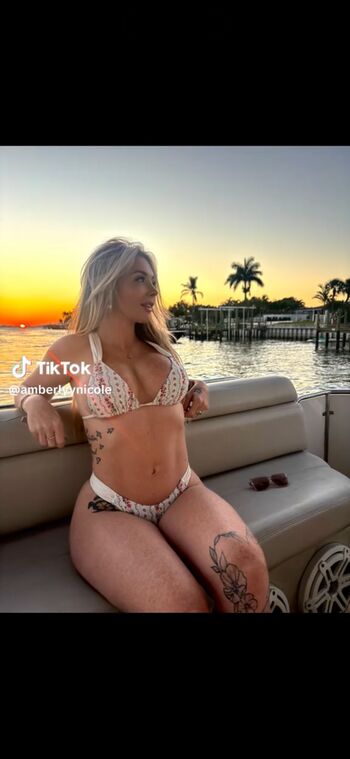 Full leaked Amberlyynicole private onlyfans photo
