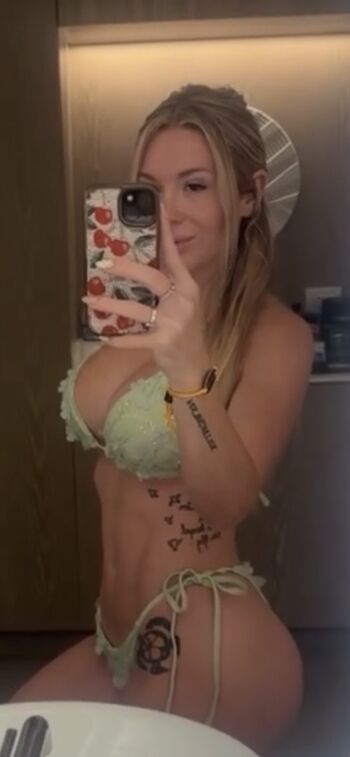 Full leaked Amberlyynicole private onlyfans photo