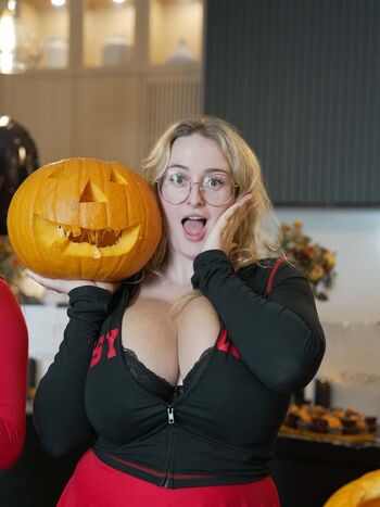 Full leaked Amelia wet angel private onlyfans photo