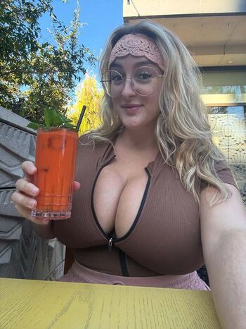 Full leaked Amelia wet angel private onlyfans photo