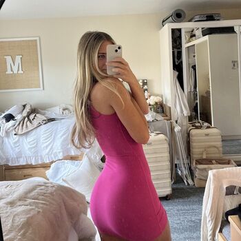 Full leaked Ameliapelto  page private onlyfans photo