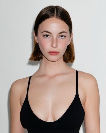 Full leaked Amelie manzoli  page private onlyfans photo
