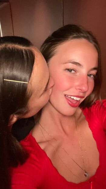 Full leaked Amelie manzoli private onlyfans photo