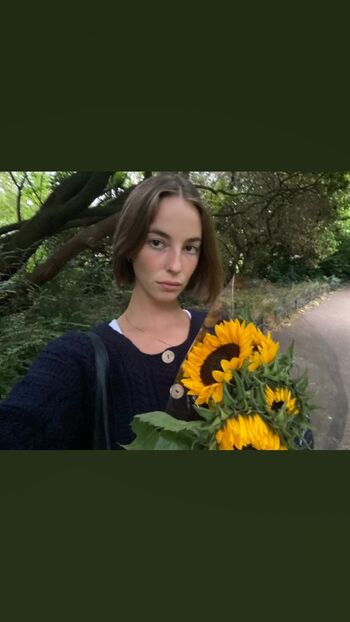Full leaked Amelie manzoli  page private onlyfans photo