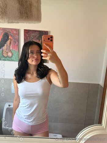 Full leaked Ameliefleur private onlyfans photo