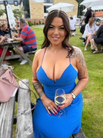 Full leaked Amirah leia private onlyfans photo