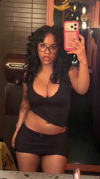Full leaked Ammiroseeee private onlyfans photo