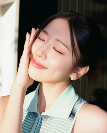 An Yujin 안유진 |