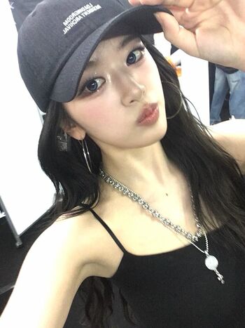 Full leaked An yujin page private onlyfans photo