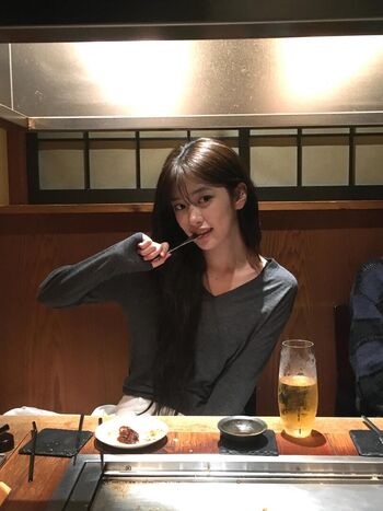 Full leaked An yujin private onlyfans photo