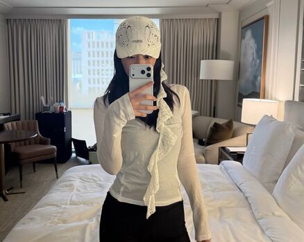 Full leaked An yujin page private onlyfans photo