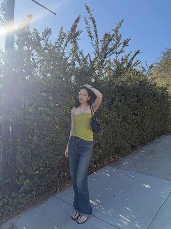 Full leaked An yujin private onlyfans photo