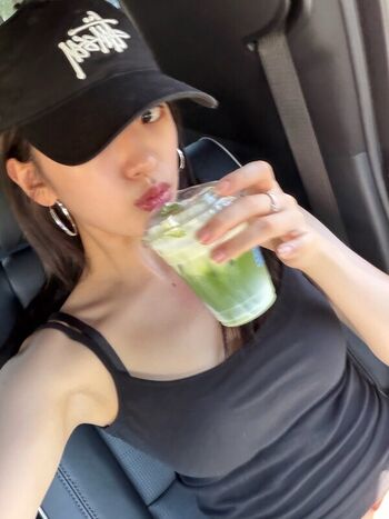 Full leaked An yujin private onlyfans photo