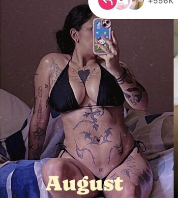 Full leaked Anaailedepoulet private onlyfans photo