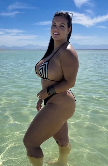 Full leaked Anaguillen private onlyfans photo
