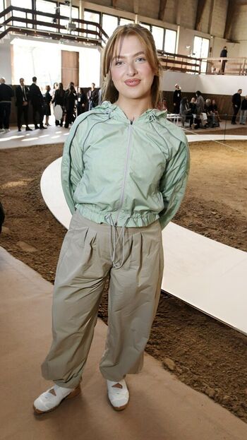 Full leaked Anais gallagher private onlyfans photo