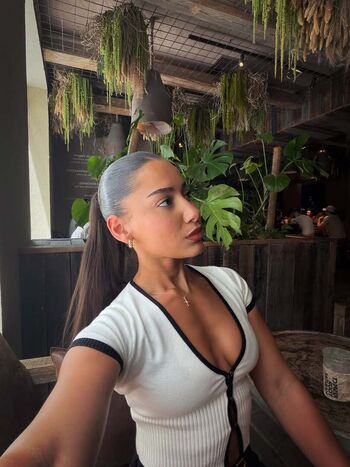 Full leaked Analis cruz page private onlyfans photo