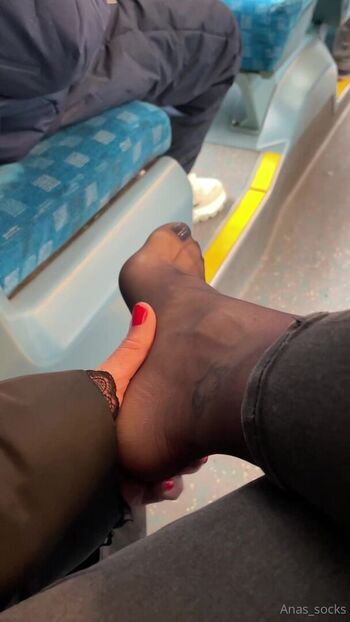anas_socks