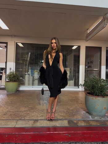 Anastasia Karanikolaou (Stassiebaby)