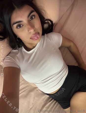 anastasia_xo19