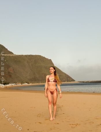 Full leaked Anavasilicaa private onlyfans photo