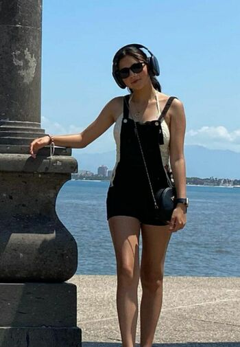 Full leaked Andrea yaravi castillo duran page private onlyfans photo