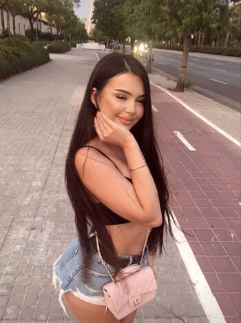 Full leaked Aneylyverst page private onlyfans photo