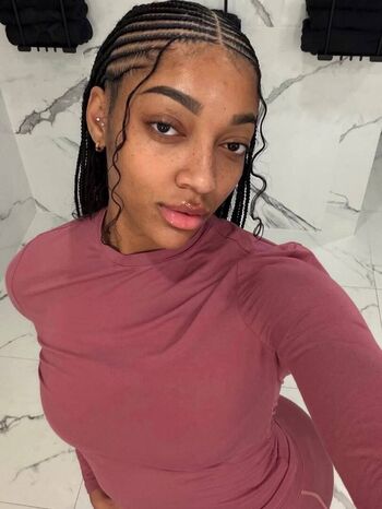 Full leaked Angel reese private onlyfans photo