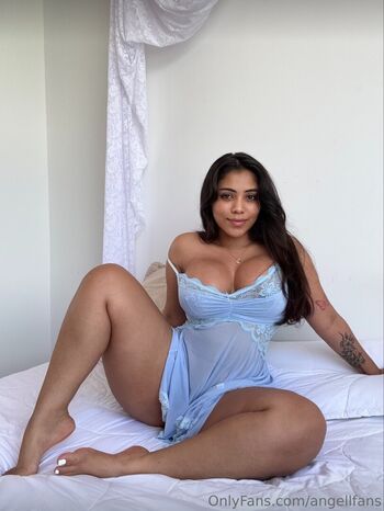 Angela López