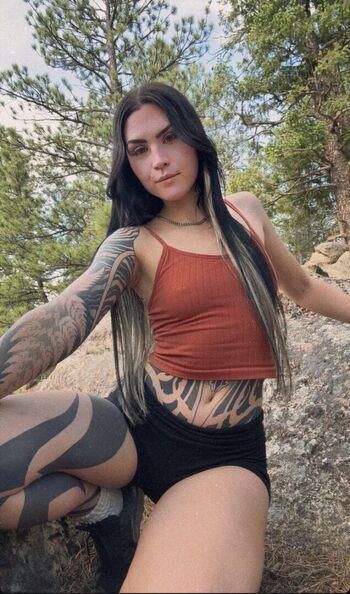 Angela Rhodes